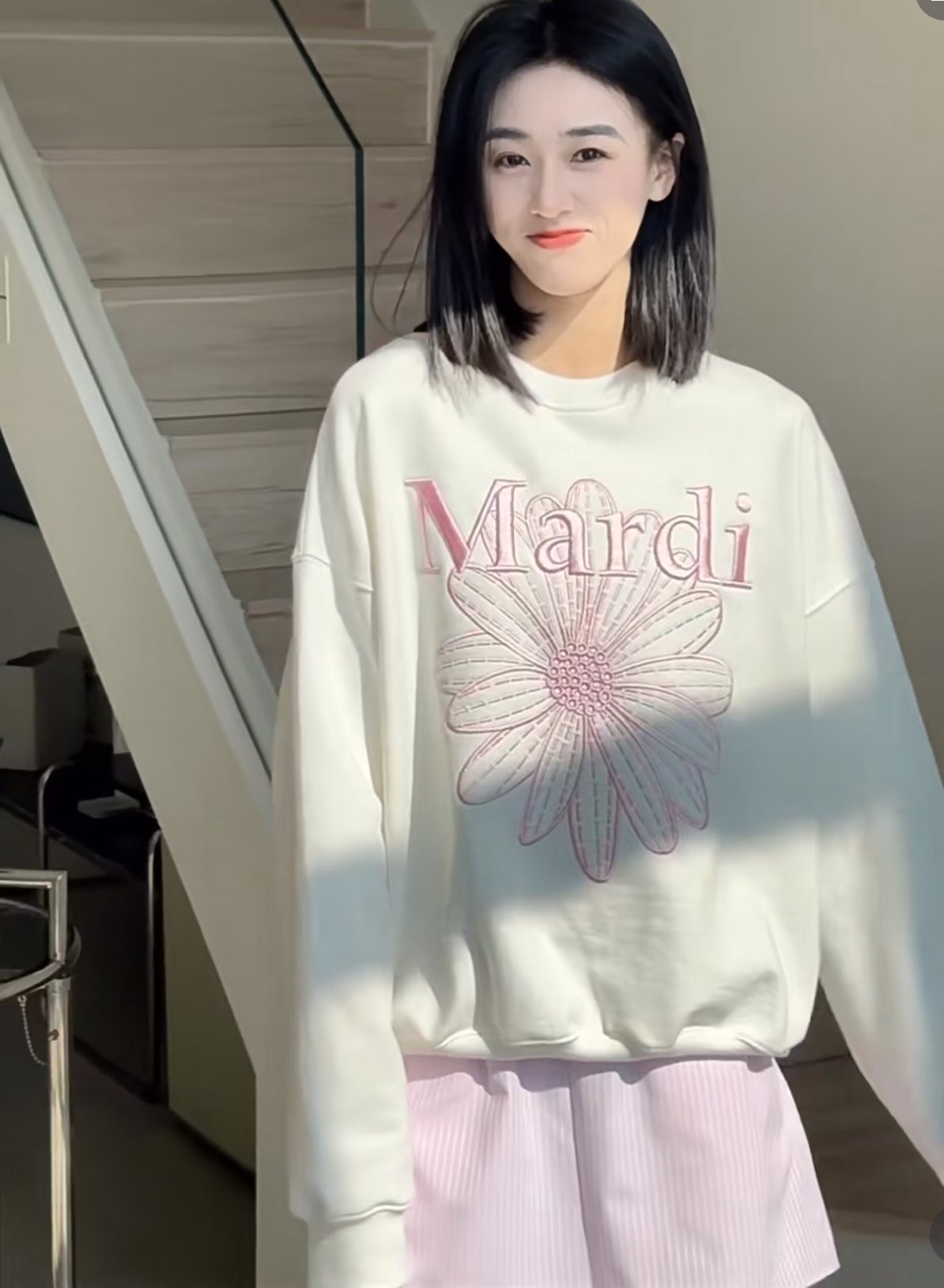 MARDI樱花粉白色卫衣现货